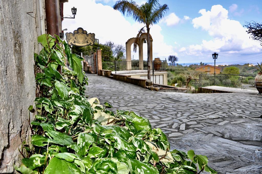 Villa Martius San Pier Niceto Luaran gambar