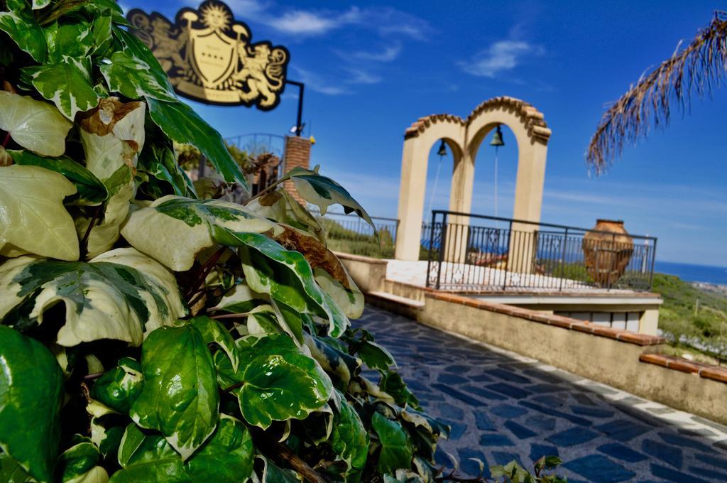 Villa Martius San Pier Niceto Luaran gambar